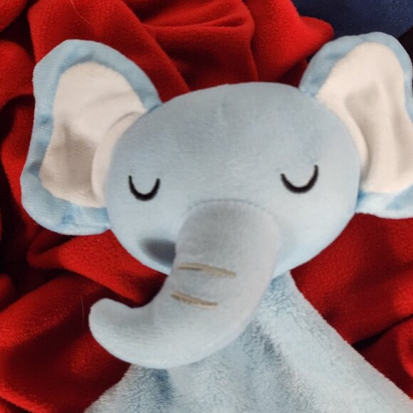 BabyCo LLC Angel Dear Blue Napping Polyester 15"x15" Elephant Baby Blanket - Picture 3 of 16